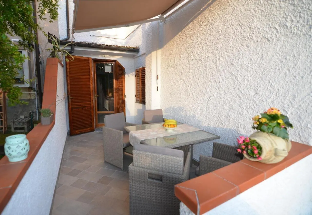 Casa Maria Διαμέρισμα Camaiore